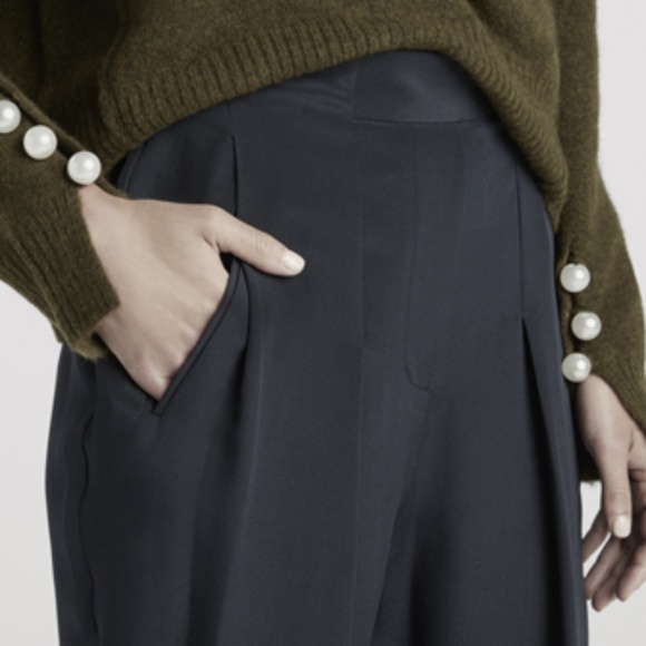 PHILLIP LIM NEWWOMEN PLEATED FRONT SILK BLACK PANT - Picture 3 of 4